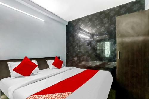 Hotel Oyo 82075 Chintamani Inn Service Apartment