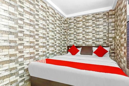 Hotel Oyo 82075 Chintamani Inn Service Apartment