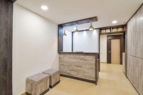 Oyo 65901 Hotel Niraj Inn