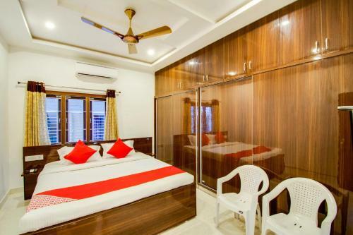 Hotel Capital O 37958 Rvn Guest Inn