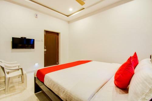 Hotel Capital O 37958 Rvn Guest Inn