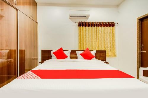 Hotel Capital O 37958 Rvn Guest Inn