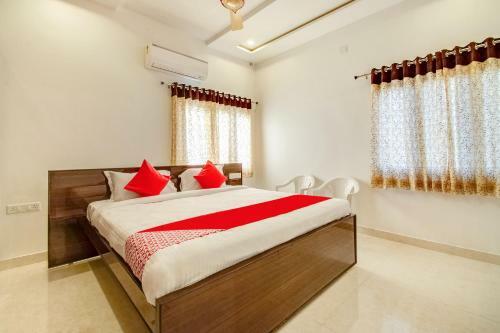 Hotel Capital O 37958 Rvn Guest Inn
