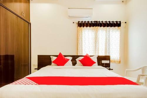 Hotel Capital O 37958 Rvn Guest Inn