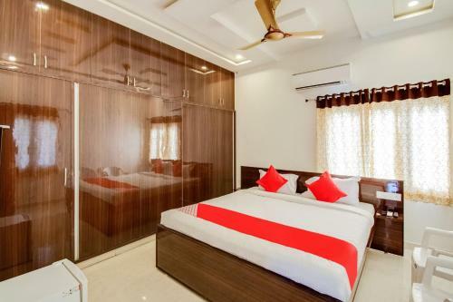 Hotel Capital O 37958 Rvn Guest Inn