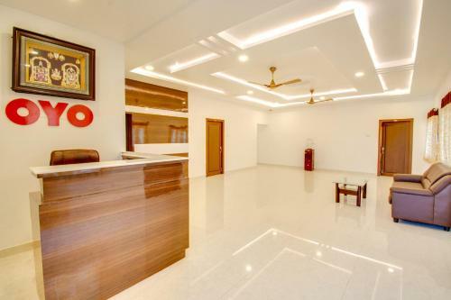 Hotel Capital O 37958 Rvn Guest Inn