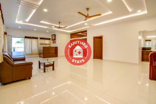 Hotel Capital O 37958 Rvn Guest Inn