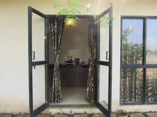 Apartamento Retreat Chalets, Hideaway, At Sparsh Resorts, Karjat