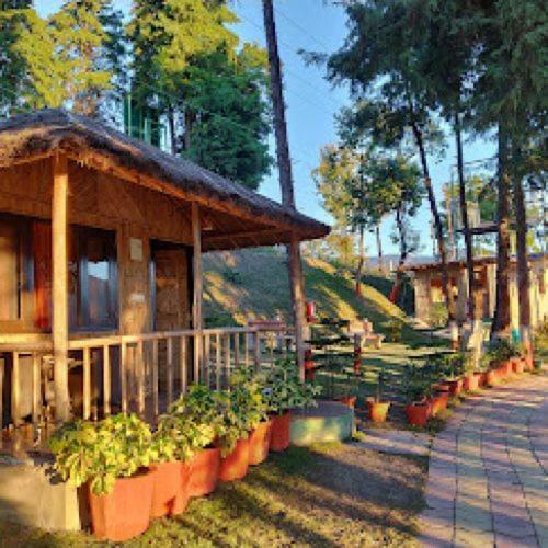 Hotel Luxus Nainital Adventure Park & Resort