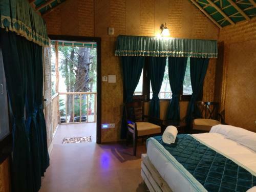 Hotel Luxus Nainital Adventure Park & Resort