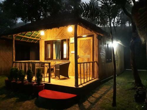 Hotel Luxus Nainital Adventure Park & Resort