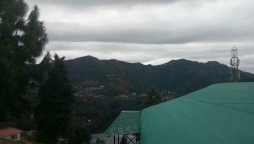 Hotel Luxus Nainital Adventure Park & Resort