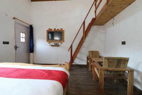 Hotel Hill Cottage, Khurpatal, Nainital