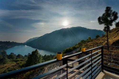 Villa Stayvista At Lake Trails