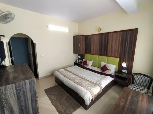 Hotel The Super Mall Residency