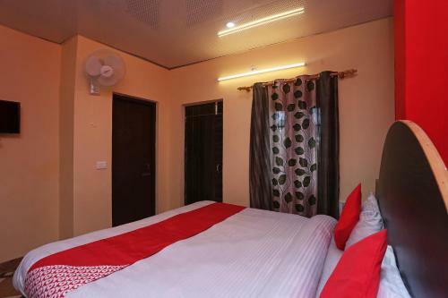 Hotel Oyo 29109 Mussoorie Hikes