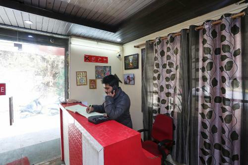 Hotel Oyo 29109 Mussoorie Hikes