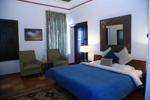 Hotel Raghu Vilas