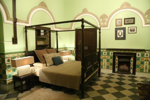 Hotel Raghu Vilas
