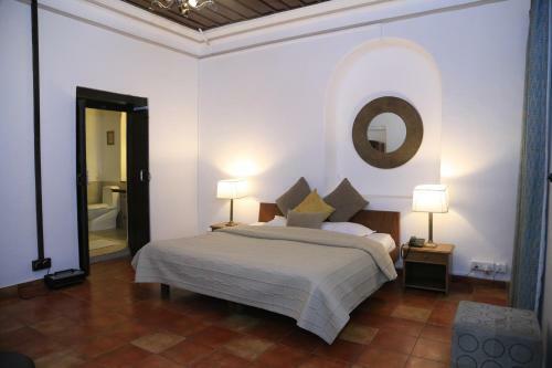 Hotel Raghu Vilas
