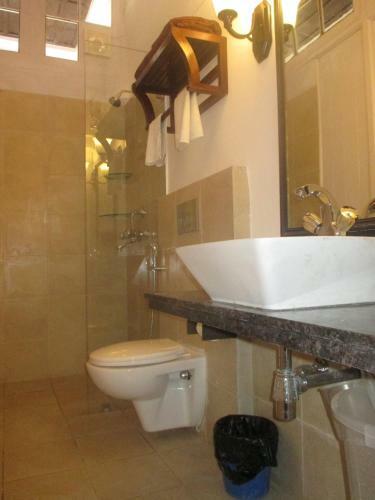 Hotel Raghu Vilas