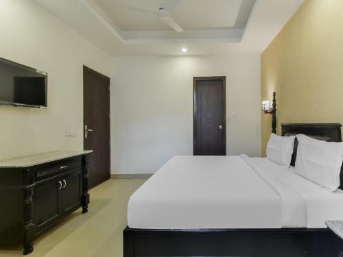 Fabhotel Garden Reach