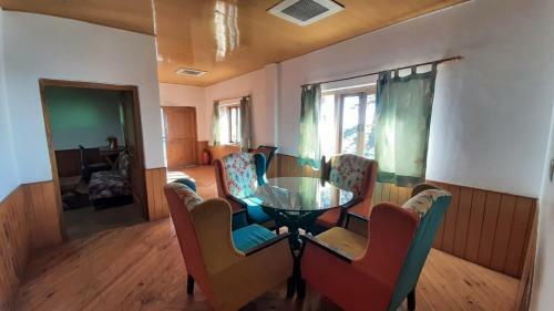 Hotel Cliffe Cottage Landour