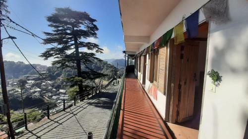 Hotel Cliffe Cottage Landour