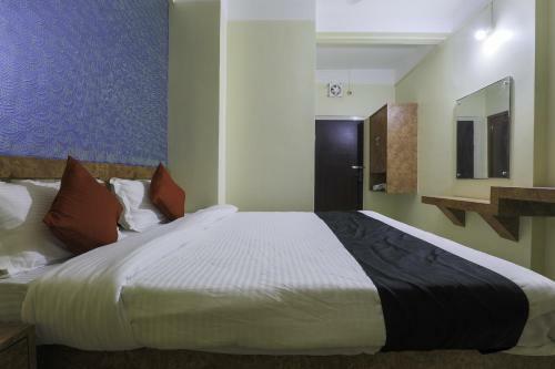 Collection O 63289 Hotel Kaku