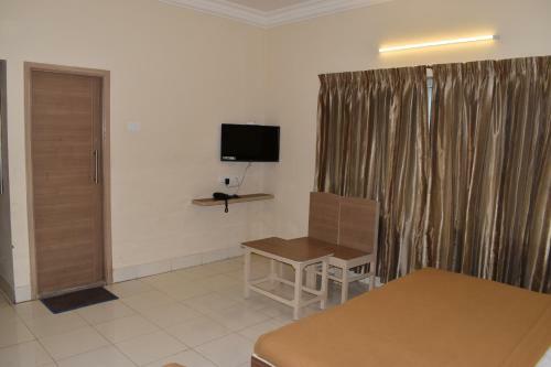 Hotel Vps Grand