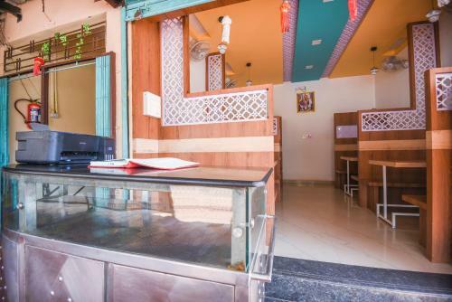 Spot On 70758 Hotel Shravani