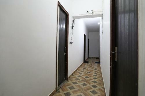 Hotel Oyo 40256 Sunshine Punjabi Dhaba