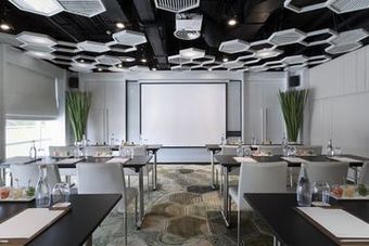 Hotel The Royal Phuket Yacht Club