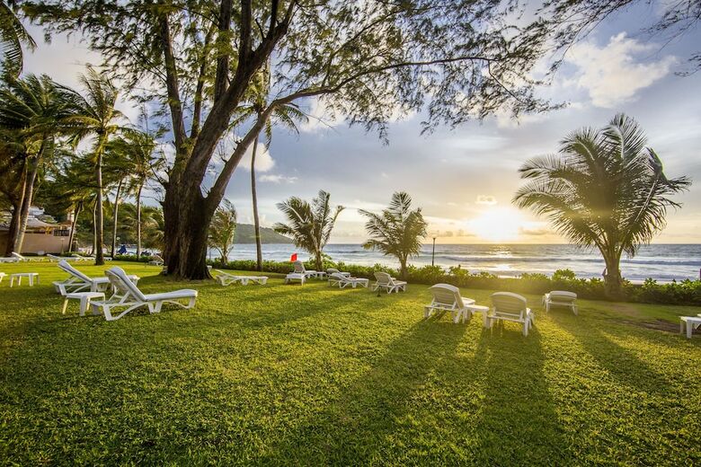 Hotel Katathani Phuket Beach Resort