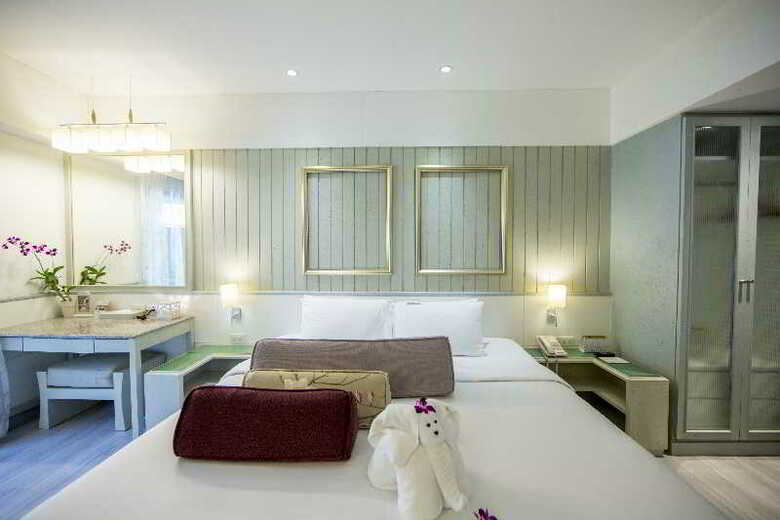 Hotel Katathani Phuket Beach Resort