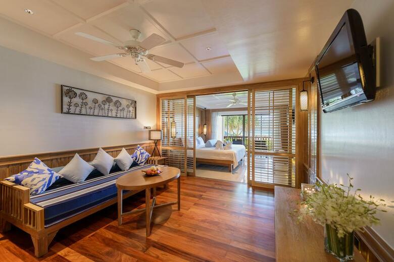 Hotel Katathani Phuket Beach Resort
