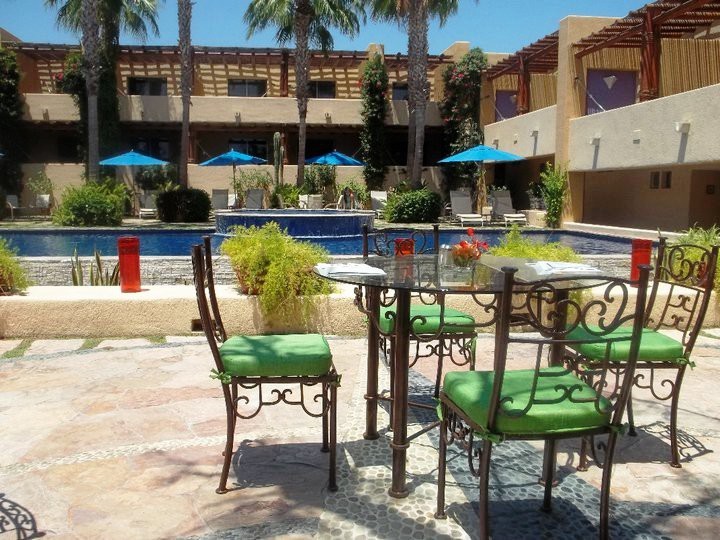 Los Patios Hotel