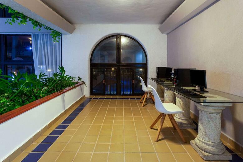 Hotel Cozumel & Resort