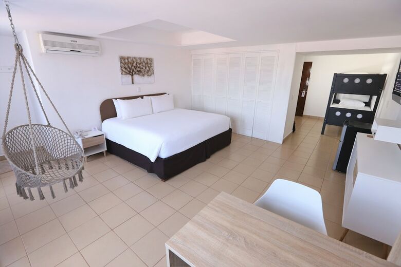 Hotel Cozumel & Resort