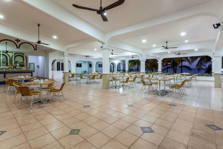 Hotel Cozumel & Resort