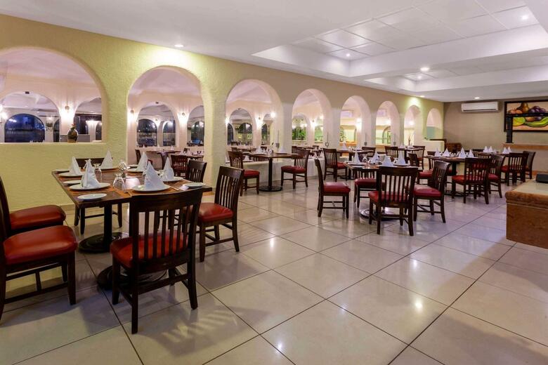 Hotel Cozumel & Resort