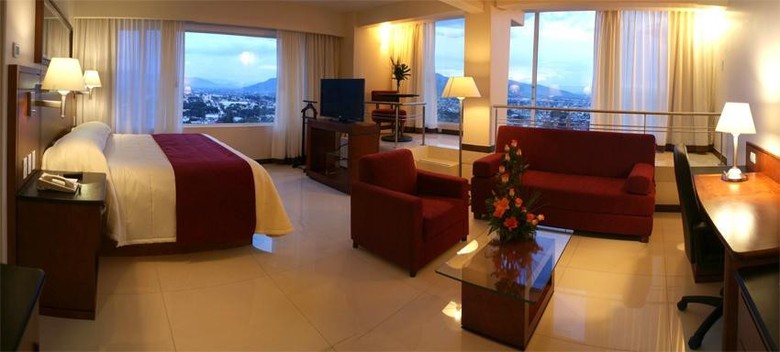 Hotel Fortin Plaza