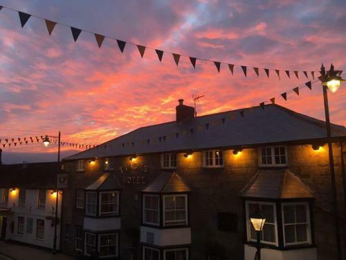 Tyacks Hotel
