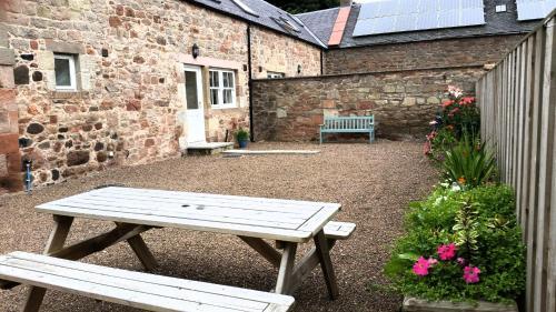 Old Farm Holiday Cottages (scottish Borders)