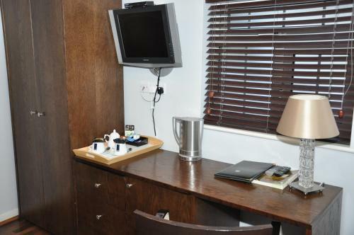 Hostal Savoro Restaurant With Rooms