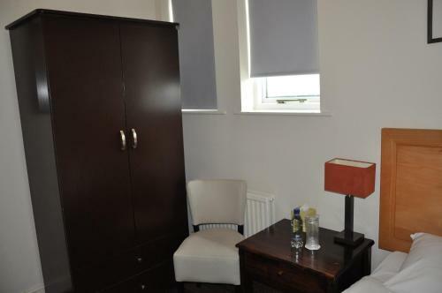 Hostal Savoro Restaurant With Rooms