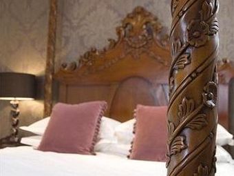 Mitton Hall Hotel