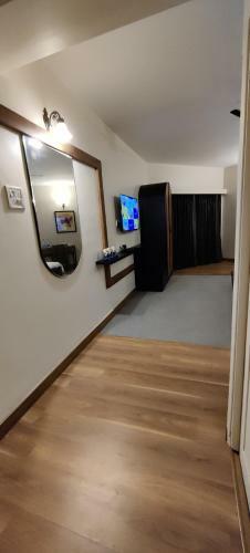 Luxe Hotel