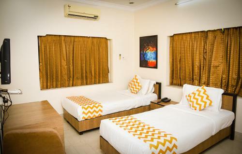 Hostal Crossroads Apartment Hotel
