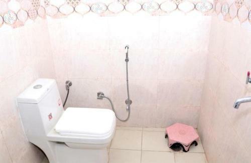 Hotel Oyo 83267 Banzaara Dham